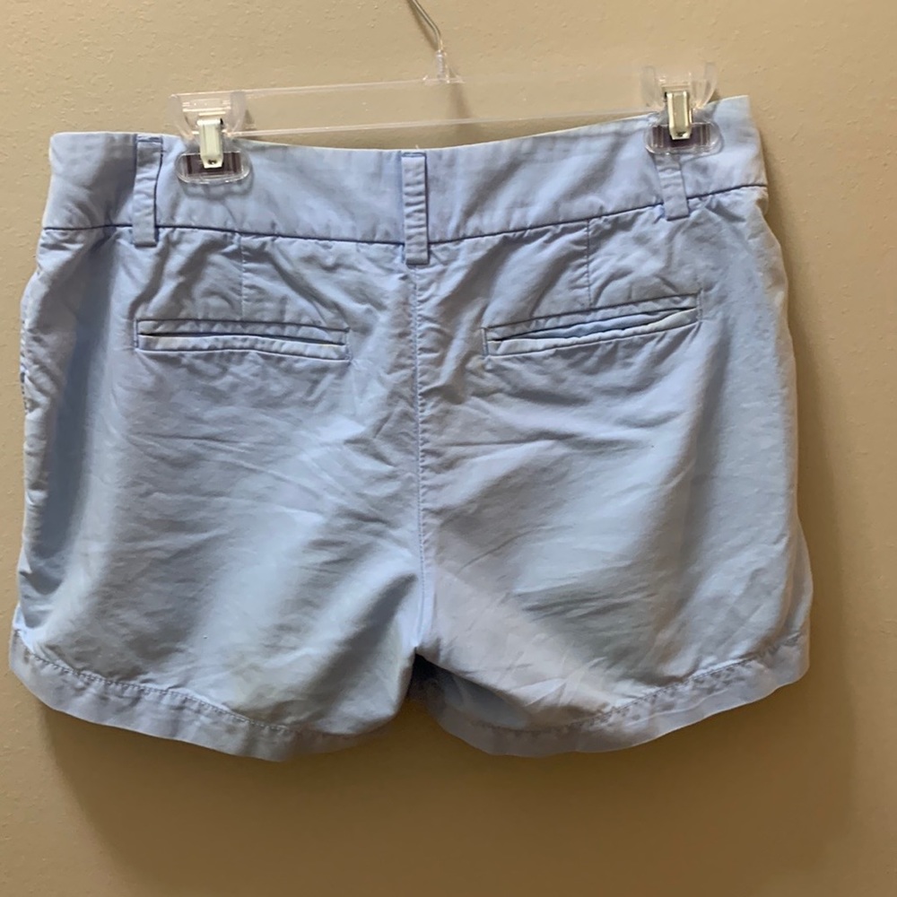 Two Size 4 Shorts, J Crew and Gap - Picture 5 of 12